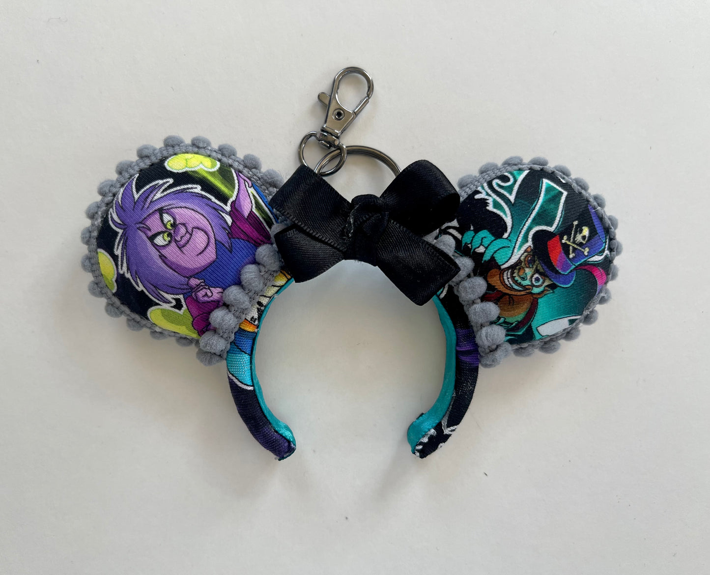 Villains black bow